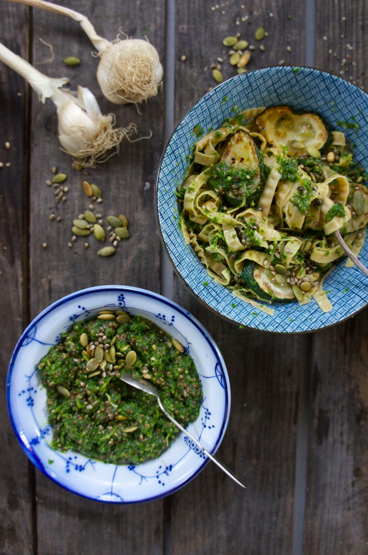 Lehtikaalipesto hampunsiemenillä
